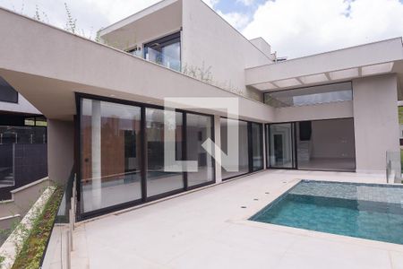 Casa de condomínio à venda com 453m², 4 quartos e 4 vagasPiscina
