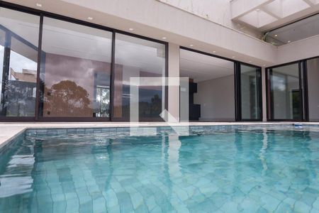 Casa de condomínio à venda com 453m², 4 quartos e 4 vagasPiscina