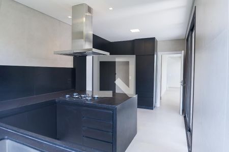 Casa de condomínio à venda com 329m², 4 quartos e 4 vagascozinha