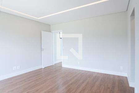 Casa de condomínio à venda com 329m², 4 quartos e 4 vagassuite 1