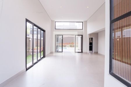 Casa de condomínio à venda com 329m², 4 quartos e 4 vagassala