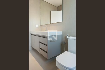 Casa de condomínio à venda com 329m², 4 quartos e 4 vagasbanheiro suite 2