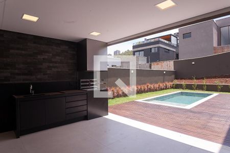 Casa de condomínio à venda com 329m², 4 quartos e 4 vagasChurrasqueira