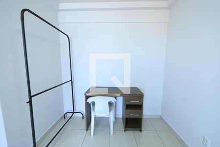 Sala de apartamento para alugar com 3 quartos, 77m² em Vila Rosa, Goiânia