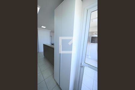 Apartamento para alugar com 77m², 3 quartos e 2 vagasCozinha e Área de Serviço