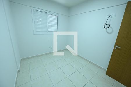 Apartamento para alugar com 77m², 3 quartos e 2 vagasQuarto 2