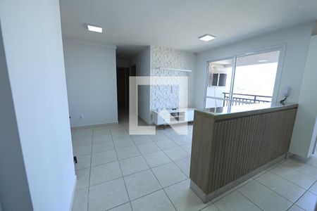 Sala de apartamento para alugar com 3 quartos, 77m² em Vila Rosa, Goiânia