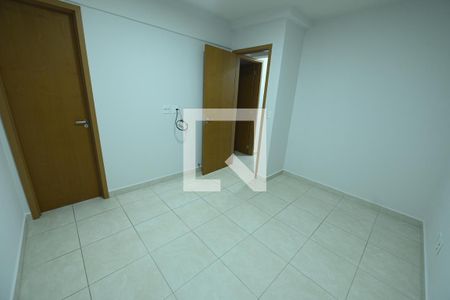 Apartamento para alugar com 77m², 3 quartos e 2 vagasQuarto 3