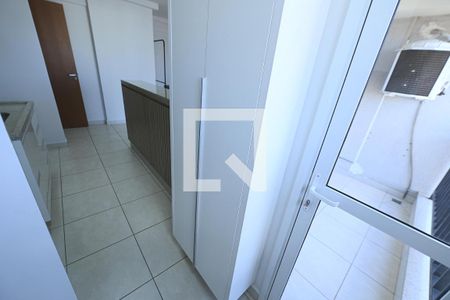 Apartamento para alugar com 77m², 3 quartos e 2 vagasCozinha e Área de Serviço