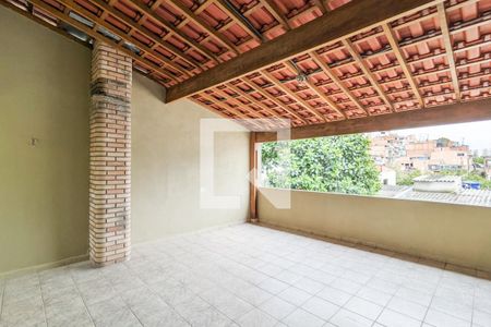 Casa à venda com 199m², 3 quartos e 2 vagasVaranda do quarto 3