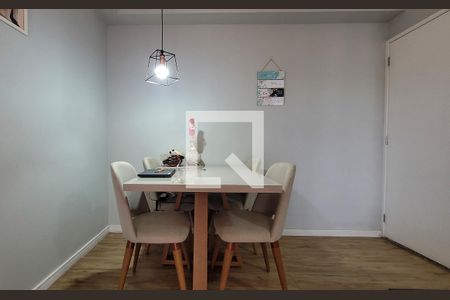 Sala de apartamento à venda com 2 quartos, 48m² em Vila Valparaíso, Santo André