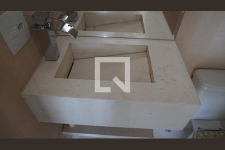 Apartamento à venda com 120m², 3 quartos e 2 vagasLavabo