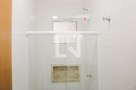 Banheiro de apartamento à venda com 2 quartos, 40m² em Vila Constança, São Paulo