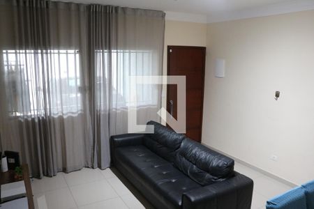 Sala de casa à venda com 3 quartos, 120m² em Vila Fernandes, São Paulo