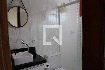 Banheiro da Suíte de casa à venda com 3 quartos, 120m² em Vila Fernandes, São Paulo
