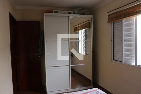 Casa à venda com 120m², 3 quartos e 2 vagasQuarto 3