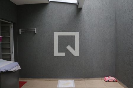 Casa à venda com 120m², 3 quartos e 2 vagasÁrea de Serviço