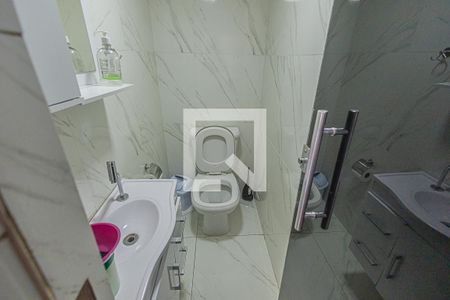 Casa à venda com 250m², 3 quartos e 2 vagasLavabo
