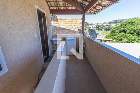 Casa à venda com 250m², 3 quartos e 2 vagasÁrea de Serviço