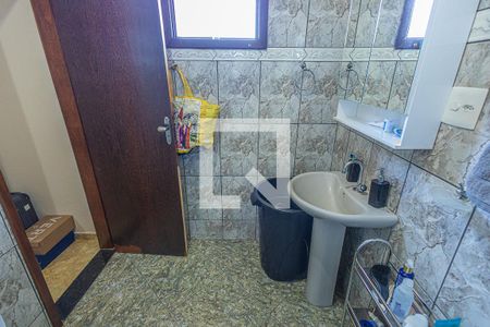 Casa à venda com 250m², 3 quartos e 2 vagasBanheiro do Quarto 1 