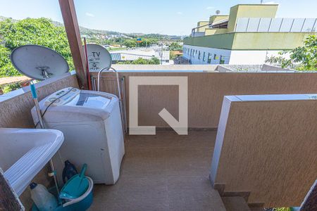 Casa à venda com 250m², 3 quartos e 2 vagasÁrea de Serviço