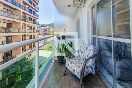 Apartamento para alugar com 100m², 3 quartos e 1 vaga Apartamento para alugar com 100m², 3 quartos e 1 vagaVaranda