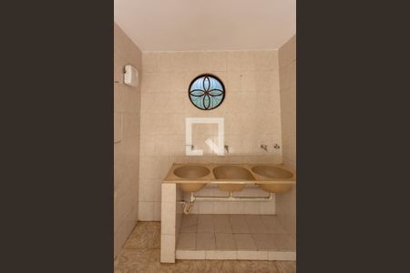 Casa à venda com 230m², 3 quartos e 3 vagas Casa à venda com 230m², 3 quartos e 3 vagasÁrea de Serviço