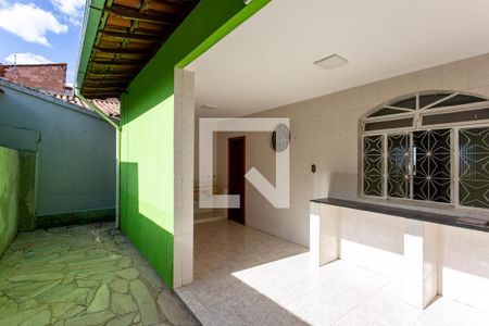 Casa à venda com 230m², 3 quartos e 3 vagas Casa à venda com 230m², 3 quartos e 3 vagasÁrea de Serviço