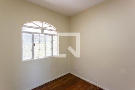 Casa à venda com 230m², 3 quartos e 3 vagas Casa à venda com 230m², 3 quartos e 3 vagasQuarto 2