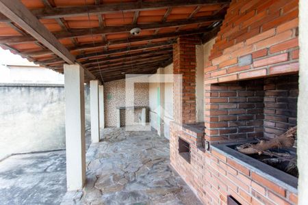 Casa à venda com 230m², 3 quartos e 3 vagas Casa à venda com 230m², 3 quartos e 3 vagasEspaço Gourmet