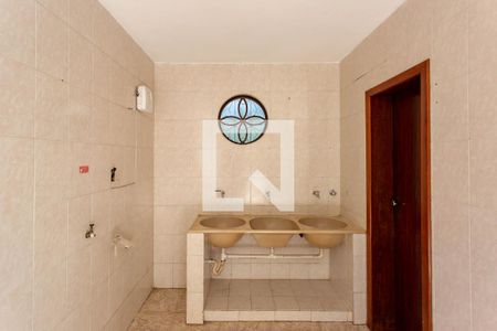 Casa à venda com 230m², 3 quartos e 3 vagas Casa à venda com 230m², 3 quartos e 3 vagasÁrea de Serviço