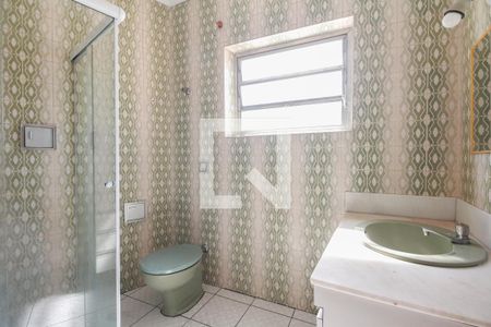 Casa à venda com 217m², 3 quartos e 2 vagasBanheiro Suíte 