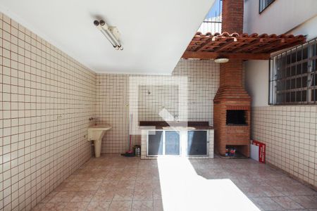 Casa à venda com 217m², 3 quartos e 2 vagasÁrea de Serviço 