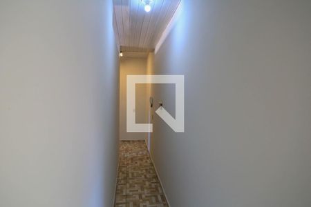 Corredor de kitnet/studio para alugar com 2 quartos, 65m² em Horto Florestal, Belo Horizonte