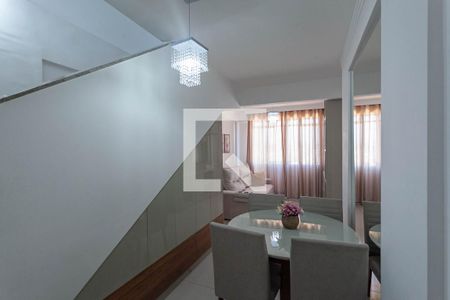 Sala 1 de apartamento à venda com 3 quartos, 140m² em Floramar, Belo Horizonte