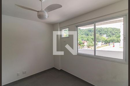 Quarto de apartamento para alugar com 1 quarto, 54m² em Vargem Grande, Rio de Janeiro