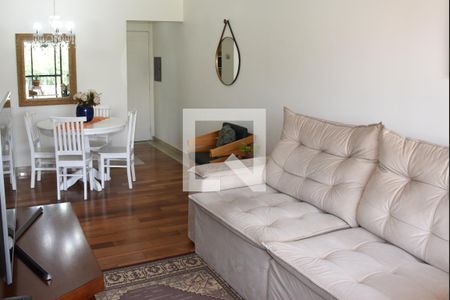 Sala de apartamento para alugar com 3 quartos, 79m² em Vila Campo Grande, São Paulo