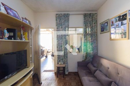 Casa à venda com 212m², 4 quartos e 4 vagasSala 2