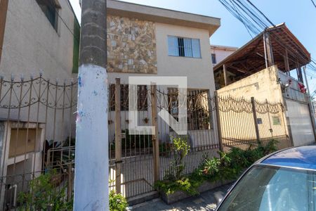 Casa à venda com 212m², 4 quartos e 4 vagasFachada
