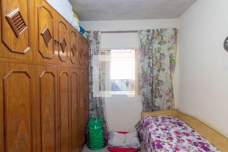 Casa à venda com 212m², 4 quartos e 4 vagasquarto 2 