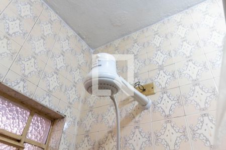 Casa à venda com 212m², 4 quartos e 4 vagasBanheiro 2 