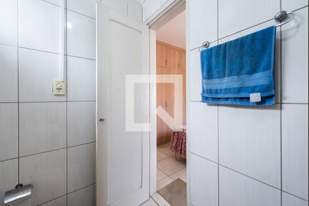 Banheiro suíte de apartamento para alugar com 1 quarto, 42m² em José Menino, Santos
