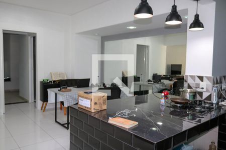 Cozinha/Sala de casa à venda com 2 quartos, 300m² em Cerâmica, São Caetano do Sul