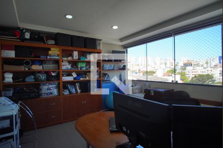 Apartamento à venda com 220m², 1 quarto e 3 vagasSala 2