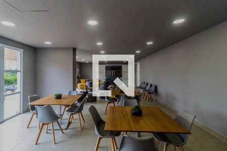 Apartamento para alugar com 29m², 1 quarto e sem vagaÁrea comum - Salão de festas