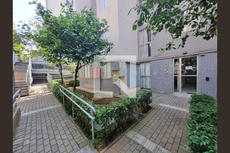 Apartamento para alugar com 42m², 2 quartos e 1 vagaEntrada Social - Bloco