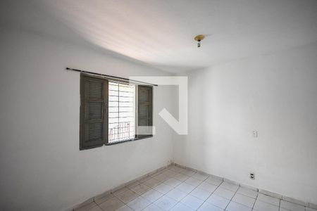 Quarto de casa para alugar com 1 quarto, 38m² em Parque Pinheiros, Taboão da Serra
