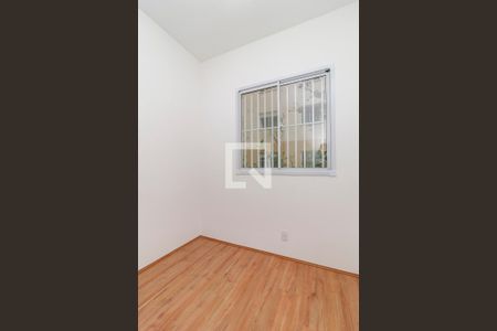 Quarto 1 de apartamento para alugar com 2 quartos, 32m² em Vila Socorro, São Paulo