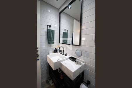 Apartamento à venda com 53m², 1 quarto e 2 vagas Apartamento à venda com 53m², 1 quarto e 2 vagasBanheiro da Suíte