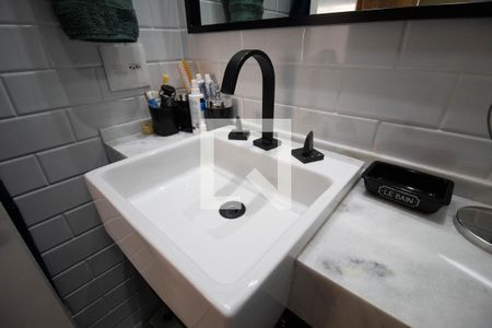 Apartamento à venda com 53m², 1 quarto e 2 vagas Apartamento à venda com 53m², 1 quarto e 2 vagasBanheiro da Suíte